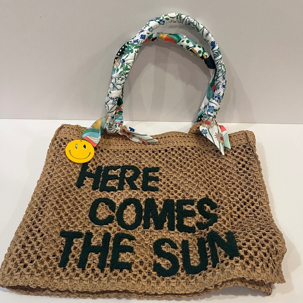 Meghan Fabulous Mesh tote